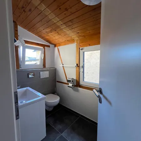 Zum Feti Und Restaurant Ruedesheim am Rhein